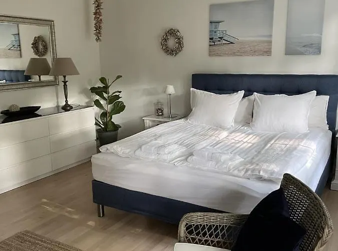 فندق مبيت وإفطار Trouville 4*